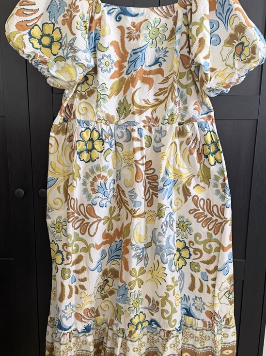 Léa Dresses & Skirts - Floral Puff Sleeve Maxi Dress in White & Blue Like New